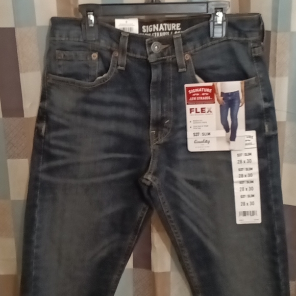 FINAL PRICE NWT LEVI'S SIGNATURE men's jeans Sz 28x30 - Picture 2 of 4